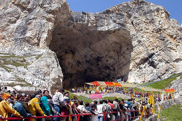 Amarnath Yatra through Srinagar